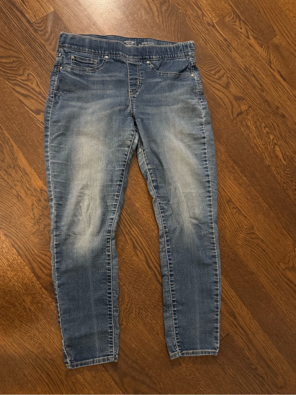 Signature by Levi Strauss Women's Medium Blue jeggings